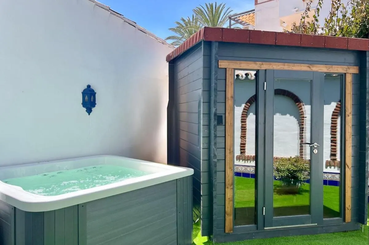 Walk Everywhere! Sauna And Jacuzzi MIJAS COSTA 0*,  Spanje